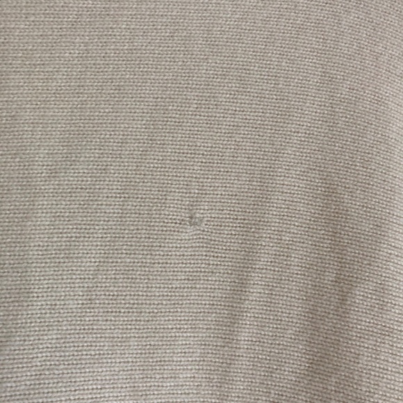 Ralph Lauren 100% cashmere poncho with flaws - Picture 6 of 10